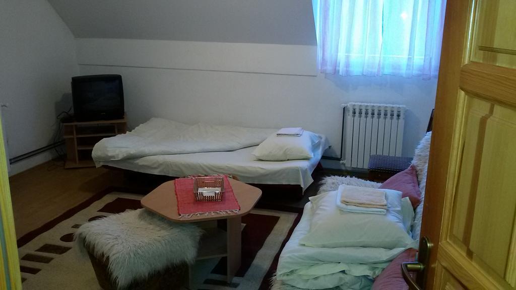 Apartments Ogorjelica Jahorina Rom bilde